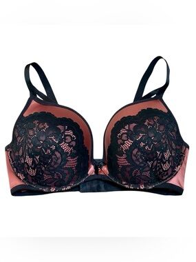 Torrid curve Push up Plunge bra size 40 DDD pink black lace